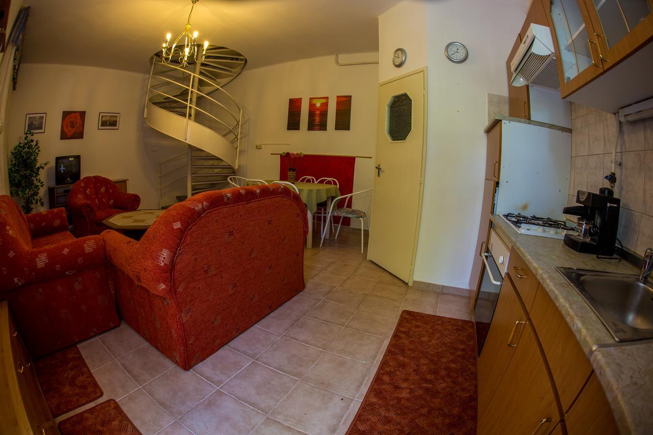 Aqua Line Apartmanhaz Hajdúszoboszló المظهر الخارجي الصورة