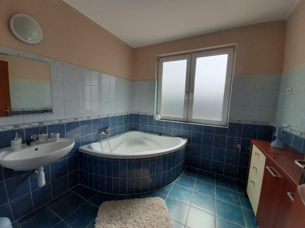 Aqua Line Apartmanhaz Hajdúszoboszló المظهر الخارجي الصورة