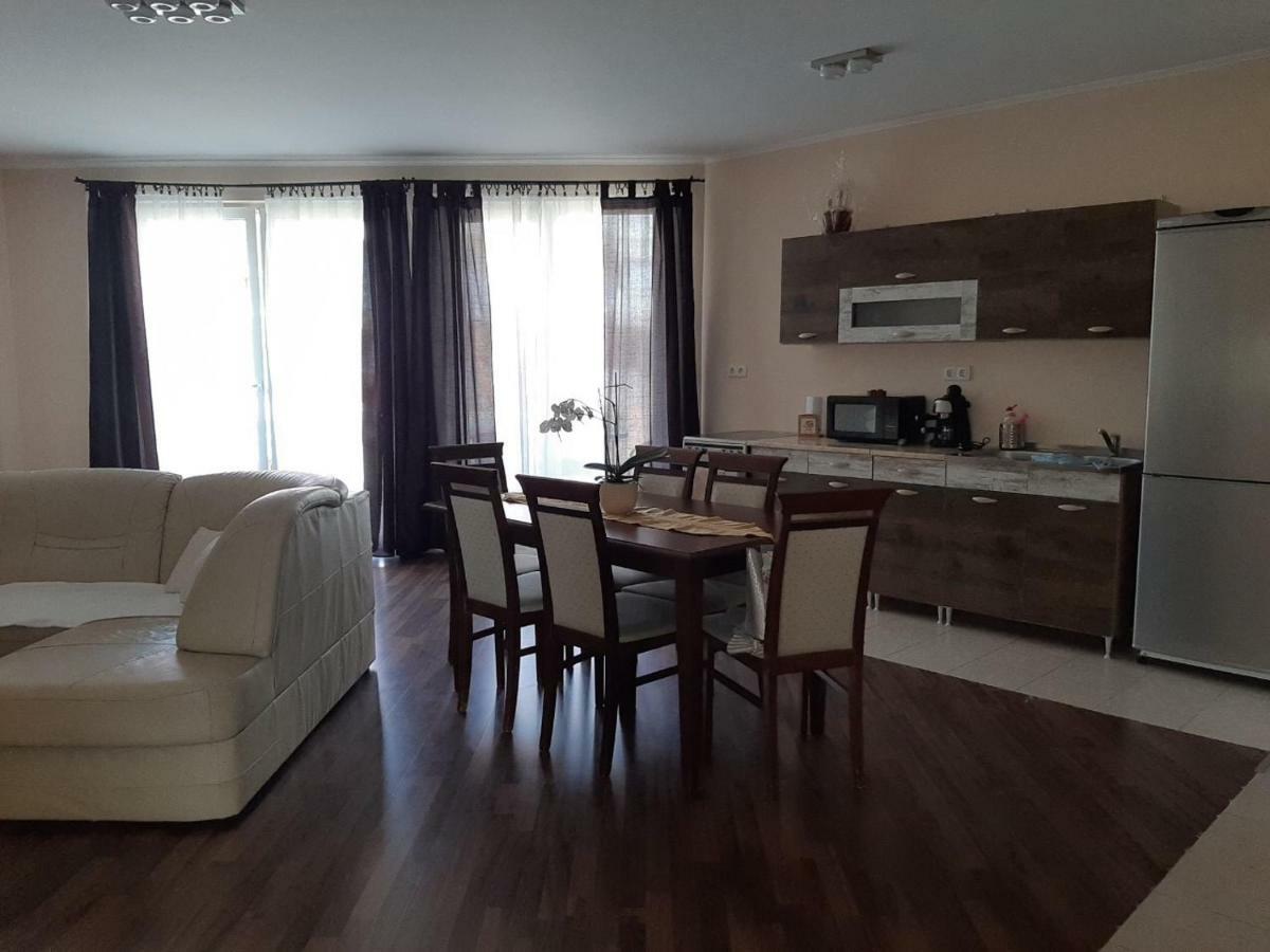 Aqua Line Apartmanhaz Hajdúszoboszló المظهر الخارجي الصورة